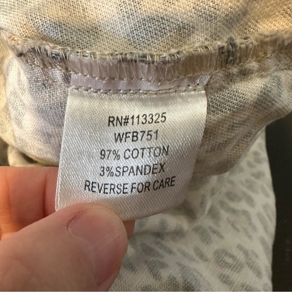 Wildfang Leopard Print Sleeveless Jumpsuit Overalls straight leg wide leg - Picture 7 of 8